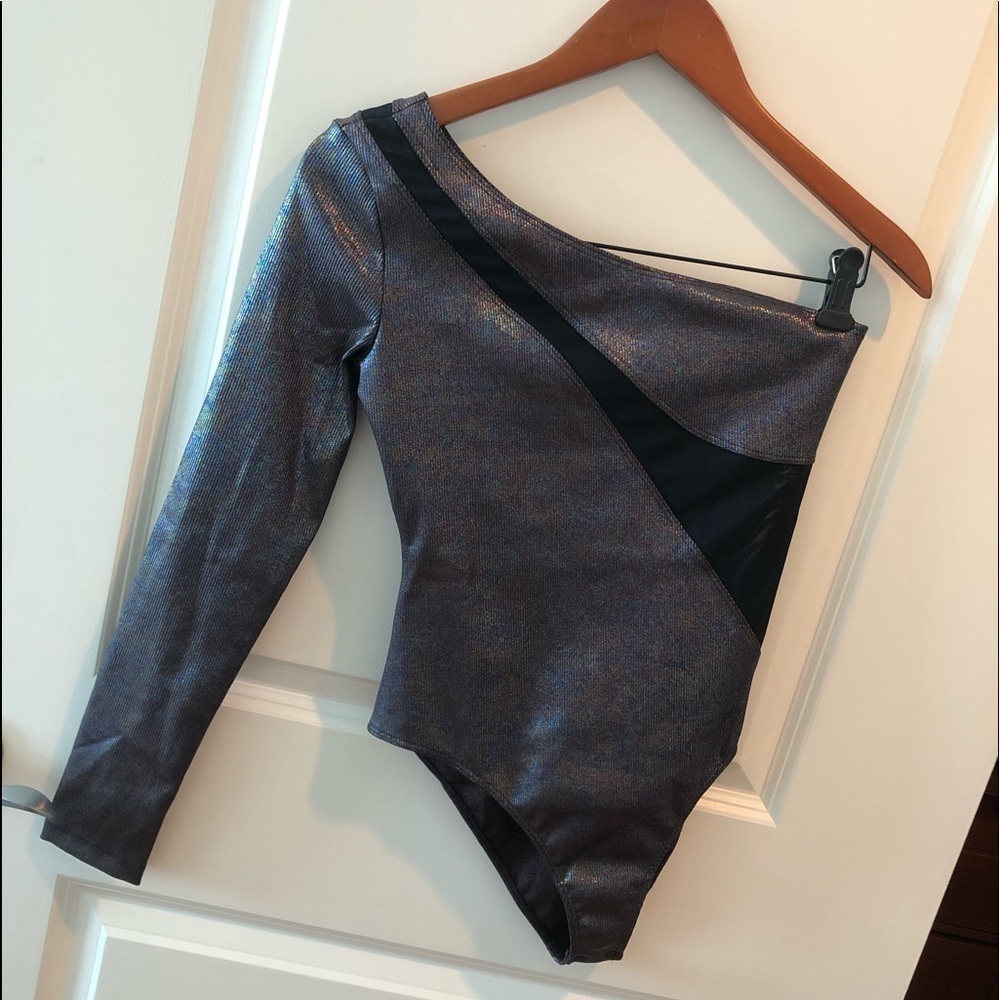 Koral Metallic One Sleeve Bodysuit - Picture 3 of 16